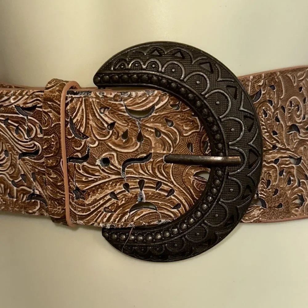 Tan paisley‎ pattern faux tool leather/elastic band & large ornate belt buckle